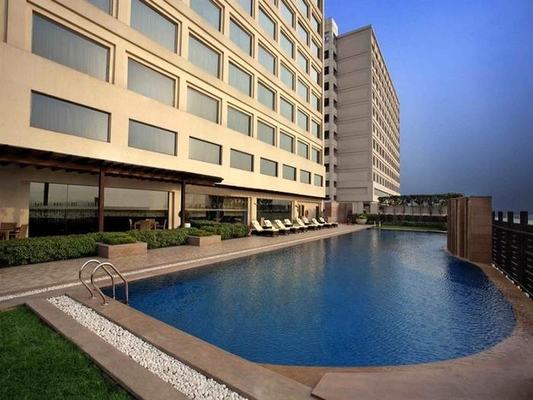 Holiday Inn Mayur Vihar Noida